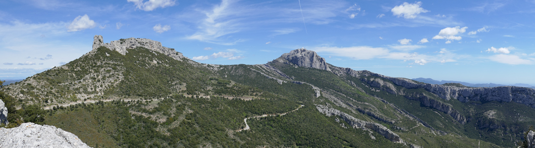 Pic de Bertagne vu depuis le Défends Massif de la Sainte-Baume